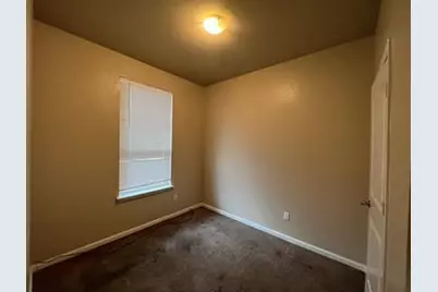 1013 Fir Lane, Lockhart, TX 78644 - Photo 5