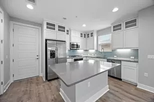 2222 Simond Ave, Austin, TX 78723 - Photo 9