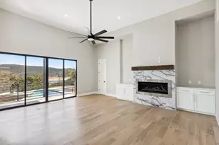 17709 Hunters Hollow, Jonestown, TX 78645 - Photo 5