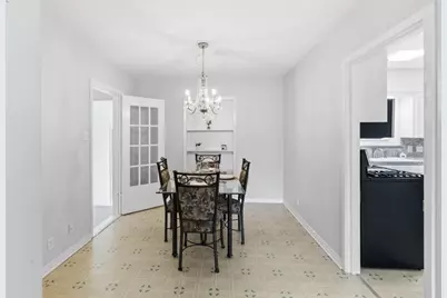 605 W 11th Street, Elgin, TX 78621 - Photo 9