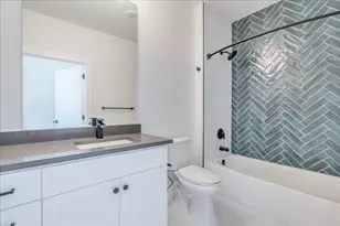 3000 Duval St, Austin, TX 78705 - Photo 17