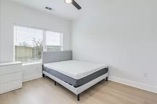 3000 Duval St, Austin, TX 78705 - Photo 15