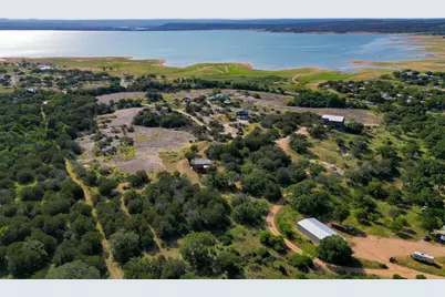 271 The Rock Road, Buchanan Dam, TX 78609 - Photo 3