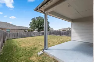 105 Otella St, Georgetown, TX 78628 - Photo 29