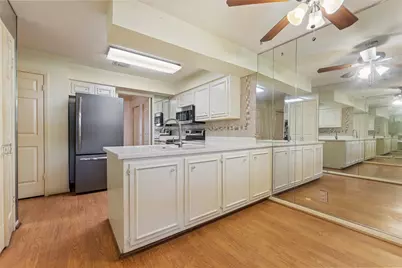 8415 Fredericksburg Road #306, San Antonio, TX 78229 - Photo 13