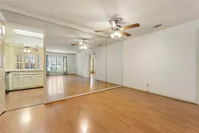 8415 Fredericksburg Road #306, San Antonio, TX 78229 - Photo 7