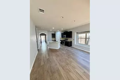 10204 Pinnacle Crest Loop, Austin, TX 78747 - Photo 9