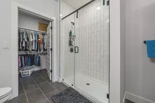2500 Longview St, Austin, TX 78705 - Photo 13