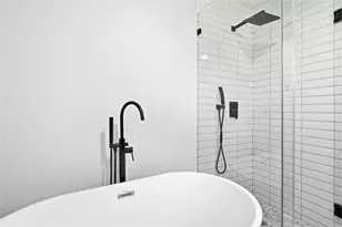 905 E 53rd St, Austin, TX 78751 - Photo 19