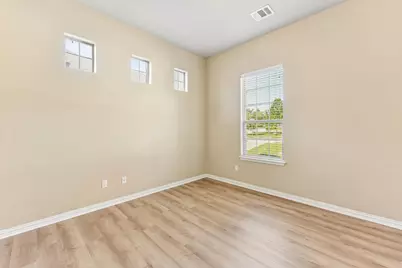 640 Loma Cedro Bend, Leander, TX 78641 - Photo 5