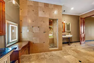 13906 Skyline Dr, Austin, TX 78732 - Photo 21