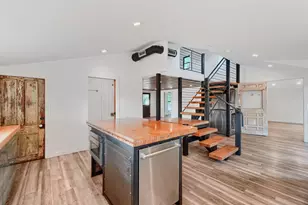 1321 W San Antonio St, San Marcos, TX 78666 - Photo 7