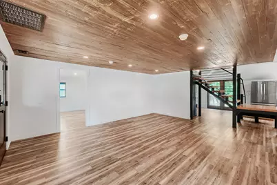 1321 W San Antonio Street, San Marcos, TX 78666 - Photo 9