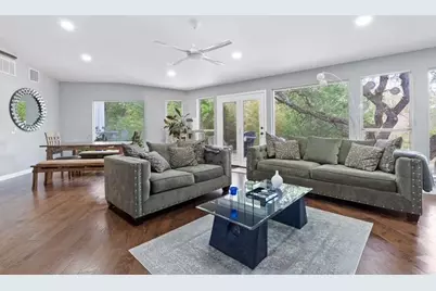 13204 Onion Creek Drive, Manchaca, TX 78652 - Photo 17