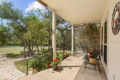 507 Saddlehorn Drive, Dripping Springs, TX 78620 - Photo 25
