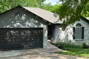 5708 Lark Creek Dr, Austin, TX 78744 - Photo 5