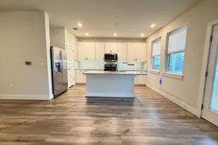 7417 Acela Trl, Austin, TX 78744 - Photo 5