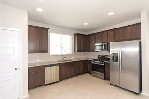 350 Fabion St, Kyle, TX 78640 - Photo 9