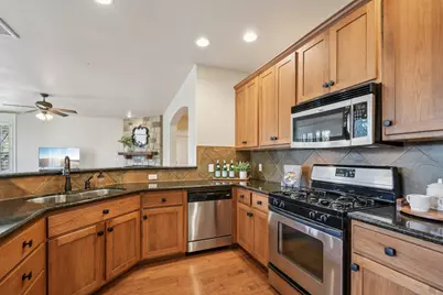 6921 Starboard Cove, Jonestown, TX 78645 - Photo 5