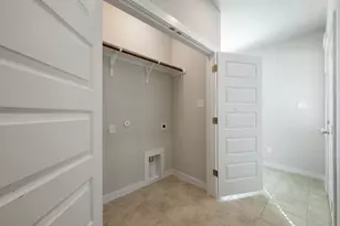 300 Hortus Dr, Kyle, TX 78640 - Photo 25
