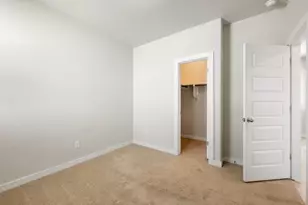 300 Hortus Dr, Kyle, TX 78640 - Photo 23