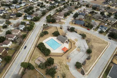 1020 Estes Park, Taylor, TX 76574 - Photo 29