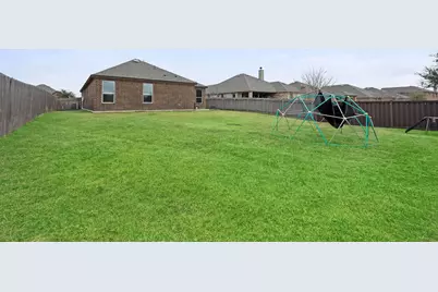 1020 Estes Park, Taylor, TX 76574 - Photo 25