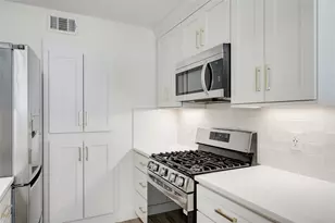 505 W 7th St, Austin, TX 78701 - Photo 7