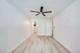 505 W 7th St, Austin, TX 78701 - Photo 15