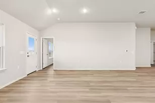 9304 Corvallis Dr, Austin, TX 78747 - Photo 13