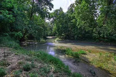 221 Private Road 4001, Thorndale, TX 76577 - Photo 9