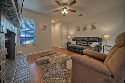1004/1006 Hyridge Street, Round Rock, TX 78664 - Photo 3