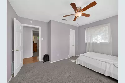 719 W Karnes Drive, Robinson, TX 76706 - Photo 17