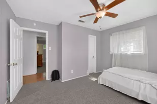719 W Karnes Dr, Robinson, TX 76706 - Photo 17