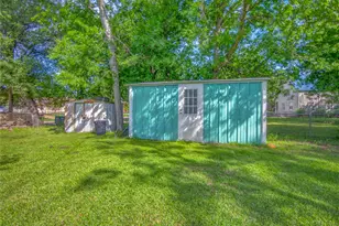 719 W Karnes Dr, Robinson, TX 76706 - Photo 23
