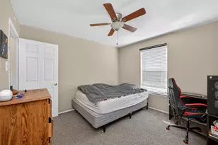 719 W Karnes Dr, Robinson, TX 76706 - Photo 15