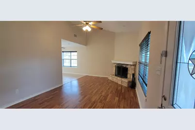 195 Cardinal Drive, Paige, TX 78659 - Photo 5