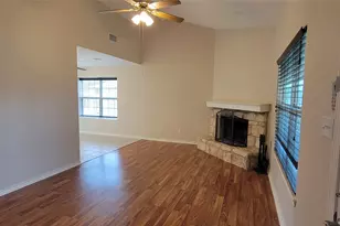 195 Cardinal Dr, Paige, TX 78659 - Photo 5