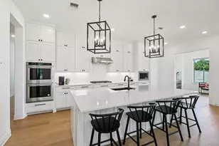 101 Wolf Rdg Rd, Georgetown, TX 78628 - Photo 13