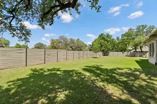 101 Wolf Rdg Rd, Georgetown, TX 78628 - Photo 37