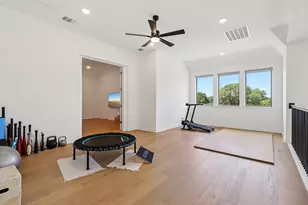 101 Wolf Rdg Rd, Georgetown, TX 78628 - Photo 23