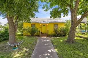 839 W 6th St, Taylor, TX 76574 - Photo 1