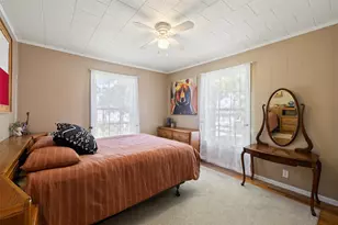 839 W 6th St, Taylor, TX 76574 - Photo 7