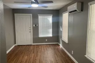 1113 Haynes St, San Marcos, TX 78666 - Photo 3