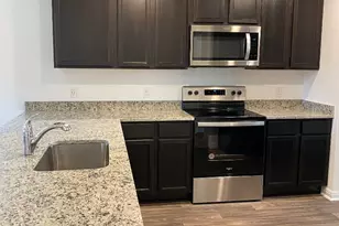 18308 Speculator Ln, Elgin, TX 78621 - Photo 3