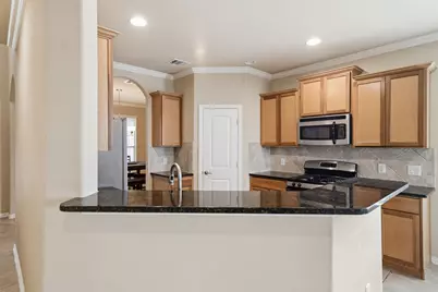 1927 Autumn Run Lane, Round Rock, TX 78665 - Photo 5