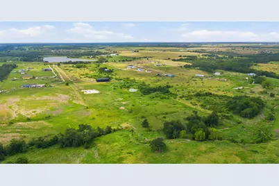 1701 County Road 466, Elgin, TX 78621 - Photo 27