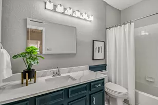 11704 Swearingen Dr, Austin, TX 78758 - Photo 17