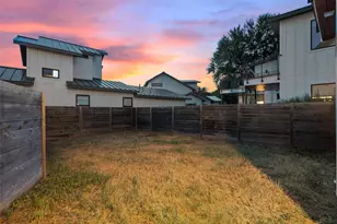 108 Tillery St, Austin, TX 78702 - Photo 25