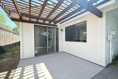 12300 Emery Oaks Road, Austin, TX 78758 - Photo 9